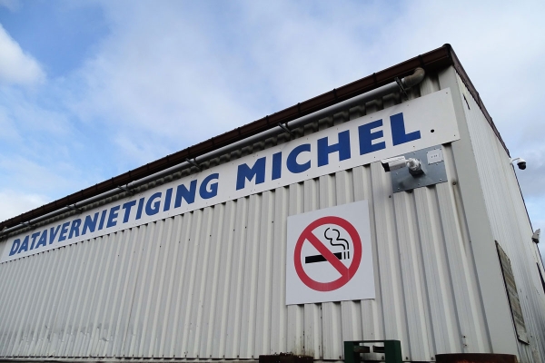 Hangar Datavernietiging Michel.